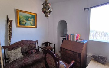 Property slide 27