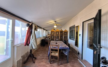 Property slide 25
