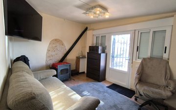 Property slide 20