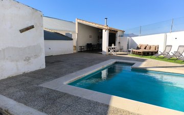 Property slide 25
