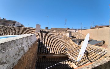 Property slide 25