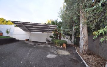 Property slide 20