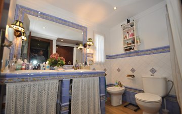 Property slide 40