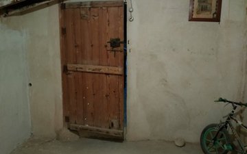 Property slide 4
