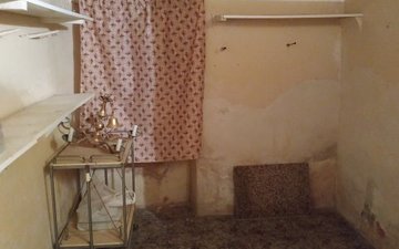 Property slide 32