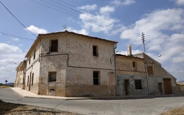 Property slide 20