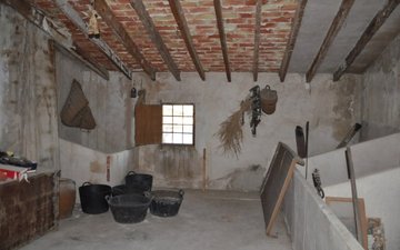 Property slide 22