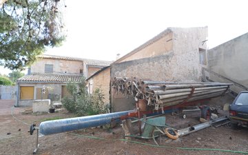 Property slide 23