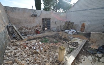 Property slide 15