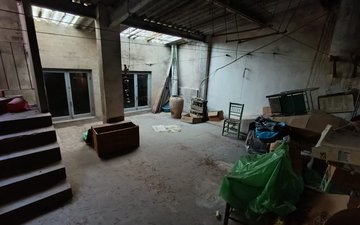Property slide 8