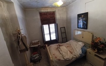 Property slide 11