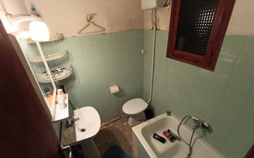 Property slide 5
