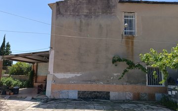 Property slide 6