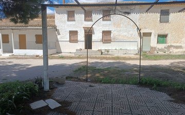 Property slide 4