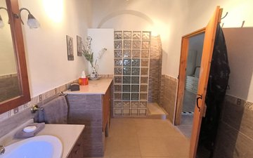 Property slide 11