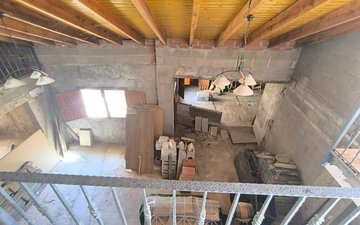 Property slide 42