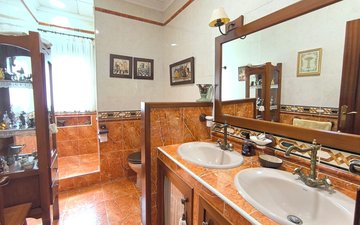 Property slide 34