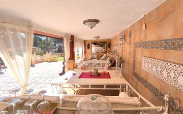 Property slide 8