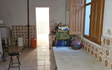 Property slide 19