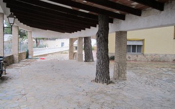 Property slide 10