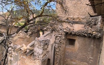 Property slide 39