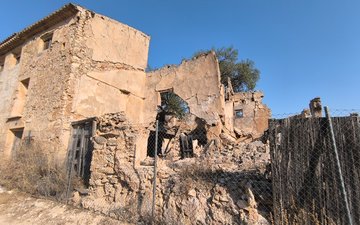 Property slide 18