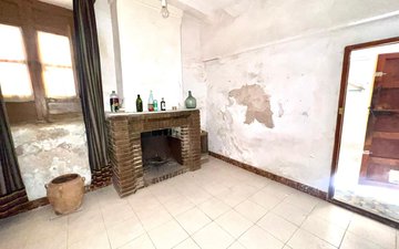 Property slide 22