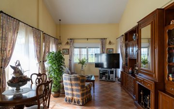 Property slide 24