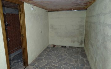 Property slide 25
