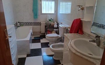 Property slide 14