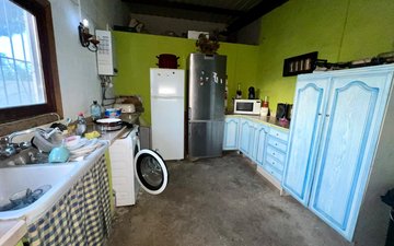 Property slide 44
