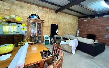 Property slide 42
