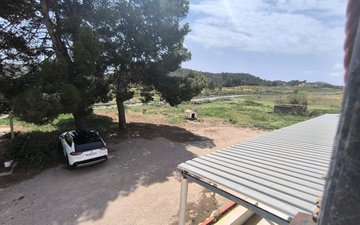Property slide 22