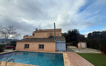 Property slide 26