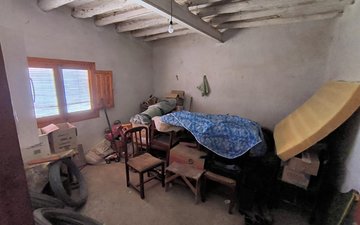 Property slide 21