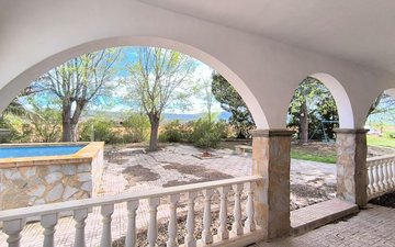 Property slide 6
