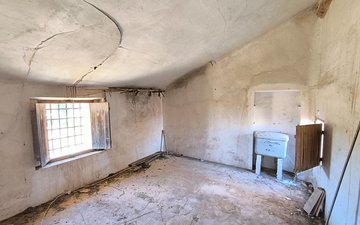 Property slide 23