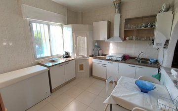 Property slide 16