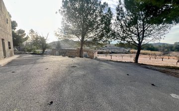 Property slide 44