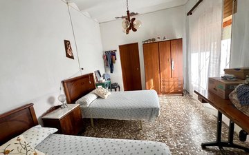 Property slide 21