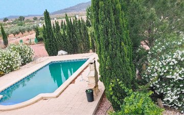 Property slide 14