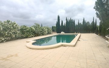Property slide 20