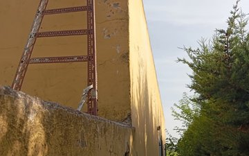 Property slide 10