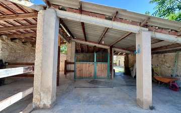 Property slide 25
