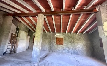 Property slide 35