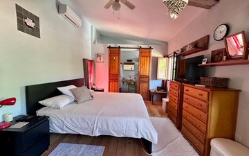 Property slide 18