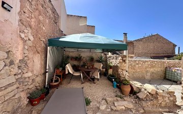 Property slide 32