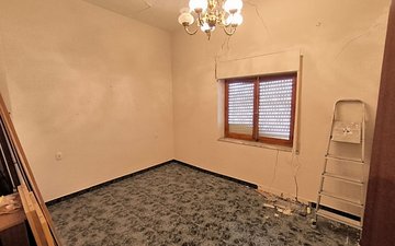 Property slide 22