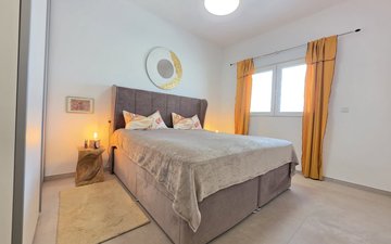 Property slide 22