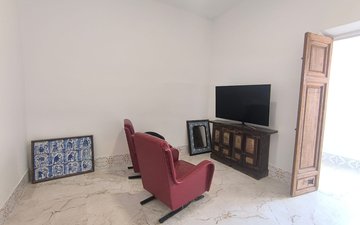 Property slide 15